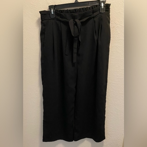Adrianna Papell Paperbag Black Crepe Culotte Pants Elastic Waist Tie Pleats - Picture 2 of 7